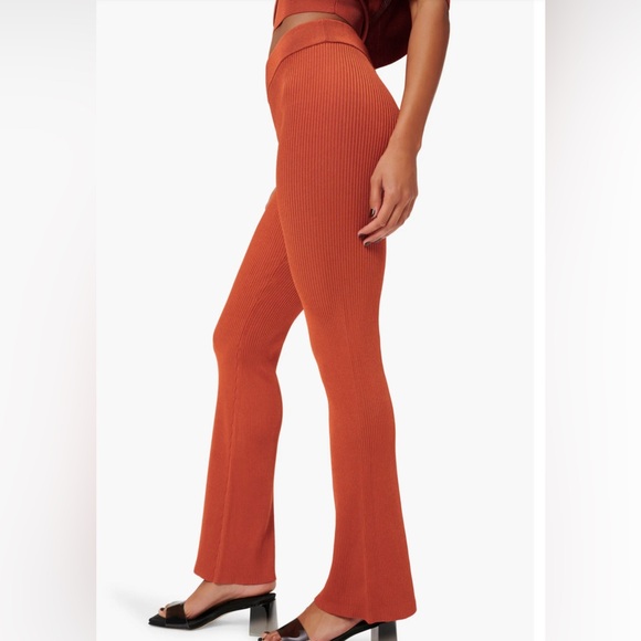 Good American Plaited Rib Flare Pants in Red Clay Size 2 (M) - Picture 2 of 6